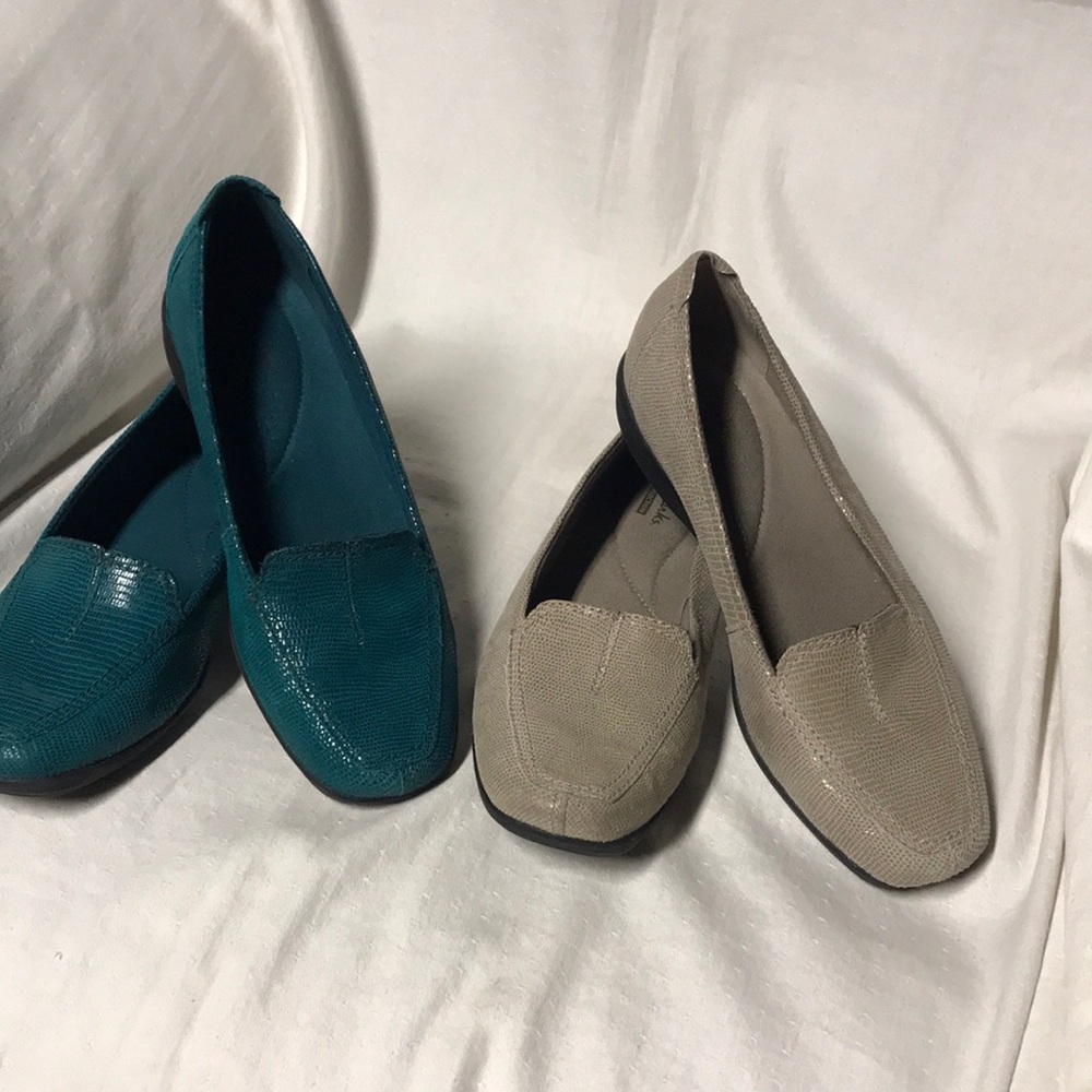 2 Pair Clarks Haydn Gloss Teal Green and Taupe Snakeskin Texture Print - Size 7M